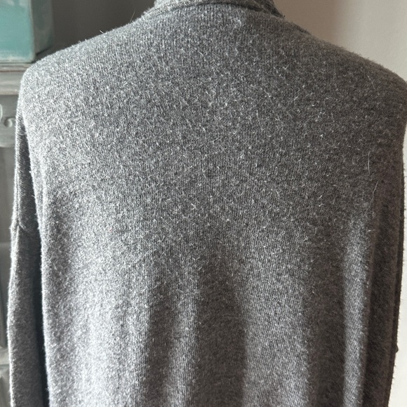 Anthropologie Velvet Graham & Spencer Rozalia Open Cardigan Gray - Picture 9 of 11